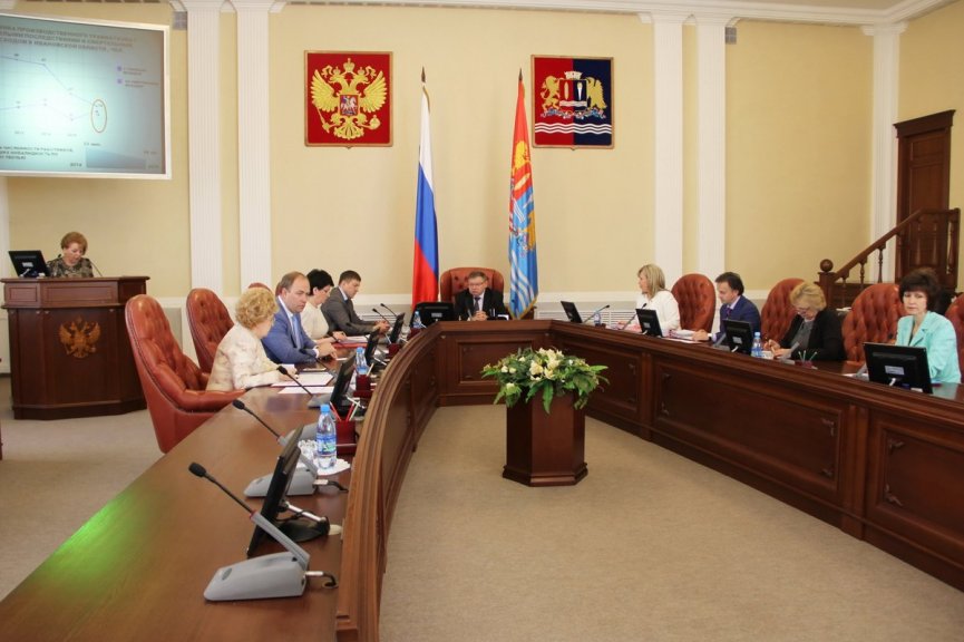 Коньков дал неделю на решение проблем дольщиков