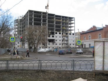 Ход строительства ЖК Тихий Бор (ул. Деревенская) на 10 апреля 2015