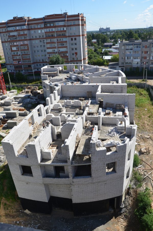 Ход строительства ЖК Аристократ 2 (1 очередь, ул. Лежневская) на 17 октября 2014